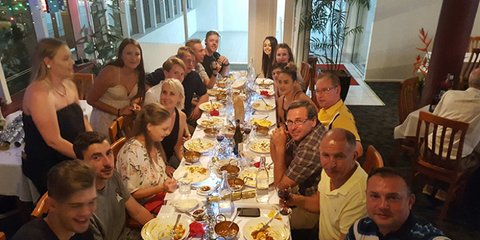Taj Tandoori Indian Restaurant - Restaurant Gold Coast 1