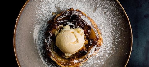 Myrtleford Hotel - Restaurant Gold Coast 2