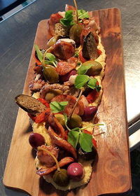 NINE 50 Restaurant  Bar