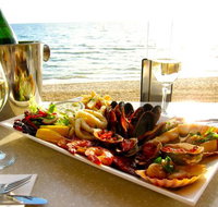 Waves on the Beach - Restaurant Gold Coast