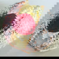 Daniel's Donuts