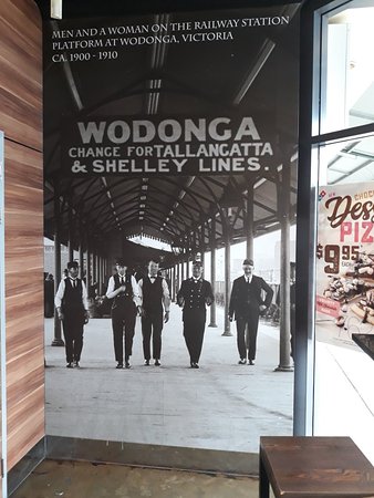 Domino's Pizza - Restaurant Gold Coast 0