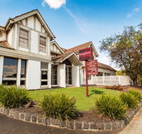 Eltham Hotel - Restaurant Gold Coast