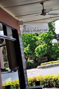 Pollys Pocket Cafe