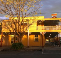 Hibernian Hotel Bistro - Restaurant Gold Coast