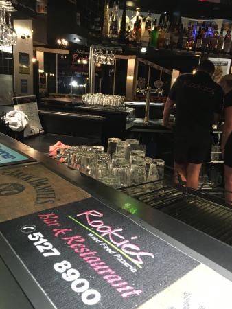 Rookies Pizzeria Bar & Grill - Restaurant Gold Coast 0