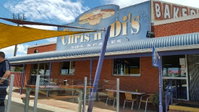 Chris n Dis Pies and Cakes