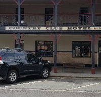 Country Club Hotel - Restaurant Gold Coast