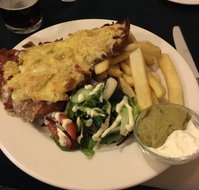 Cunninghams Hotel - Restaurant Gold Coast