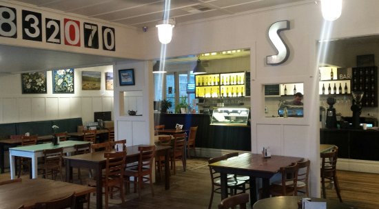 University Of Melbourne ACT Restaurant Gold Coast