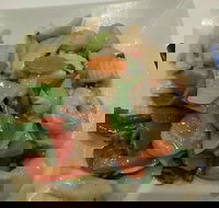 The Paynesville Motor Cruiser Club East West Restaurant - Restaurant Gold Coast