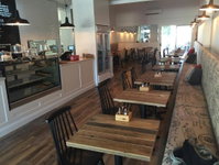 Woody's Cafe