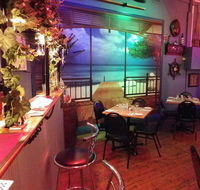 Izzys Restaurant Bar and Grill - Restaurant Gold Coast