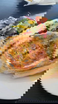 Nhill Takeaway and Nhill Restaurant Gold Coast Restaurant Gold Coast