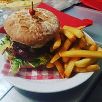 Upper Murray Pizza  Cinema