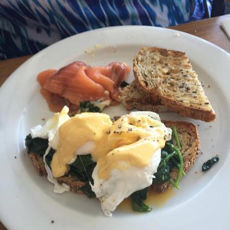 Foodies Deli Cafe - Restaurant Gold Coast 0