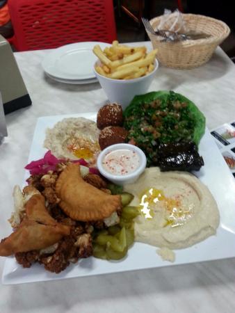 La Mono Restaurant - Restaurant Gold Coast 0