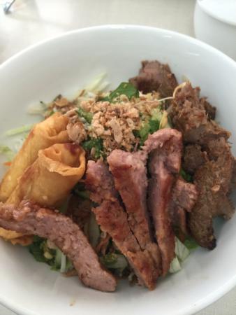 Saigon Fresh Rolls - Restaurant Gold Coast 0