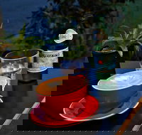 The Cracked Cup Cafe  Pizzeria - Restaurant Gold Coast