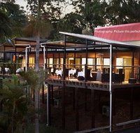 Pasfields Restaurant Bar Deck - Restaurant Gold Coast