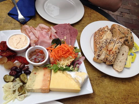 Taste Of The Country - Restaurant Gold Coast 0