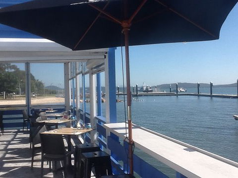 The Poyer's - Restaurant Gold Coast 0