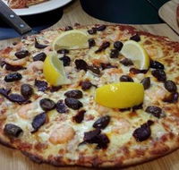 Lewy's Pizza House - Restaurant Gold Coast