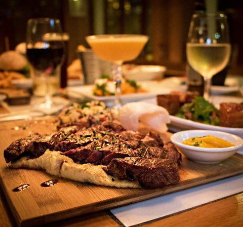 Pep Pizza - Restaurant Gold Coast 11