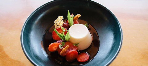 The Box On The Water - Restaurant Gold Coast 7