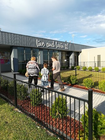 Club Windang - Restaurant Gold Coast 0