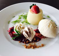 East Fusion Restaurant - Restaurant Gold Coast