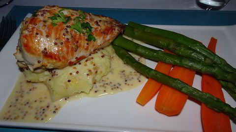 Flinders Restaurant - Restaurant Gold Coast 0
