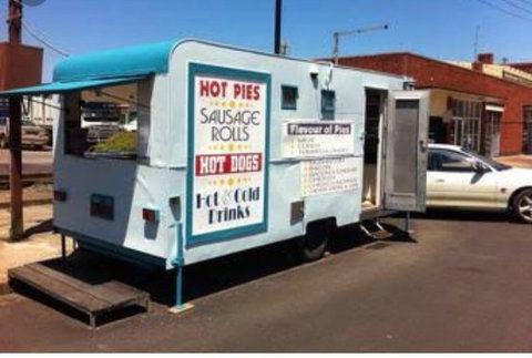 Kings Pie Cart - Restaurant Gold Coast 0