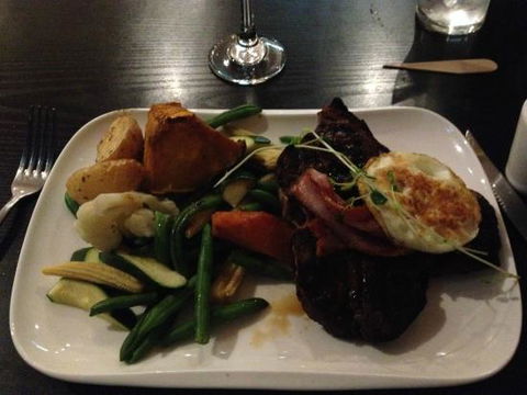 Moree Services Club - Restaurant Gold Coast 0