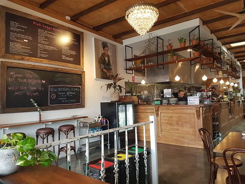 Pink Lotus Eatery - Restaurant Gold Coast 0