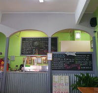 Swanny's Takeaway - Restaurant Gold Coast