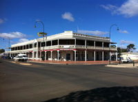 Cobar Takeaway and Cobar Restaurant Gold Coast Restaurant Gold Coast