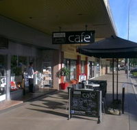 Living and Giving - Restaurant Gold Coast