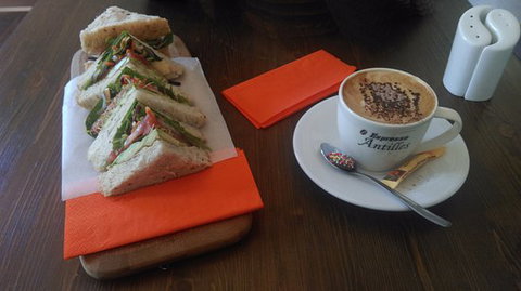 Michaels Cafe - Restaurant Gold Coast 0