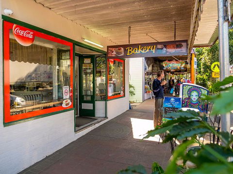 Nimbin Bakery - Restaurant Gold Coast 0