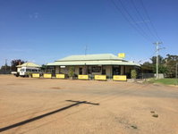 South Hay Hotel