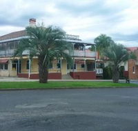Coach House Inn - Restaurant Gold Coast