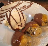 Justinian's Cafe  Dessert Bar - Restaurant Gold Coast