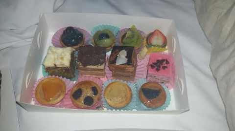 L'ultime French Patisserie - Restaurant Gold Coast 0