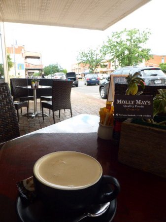 Molly May's - Restaurant Gold Coast 0