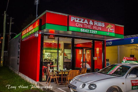 Pizza And Ribs On The Run - Restaurant Gold Coast 0
