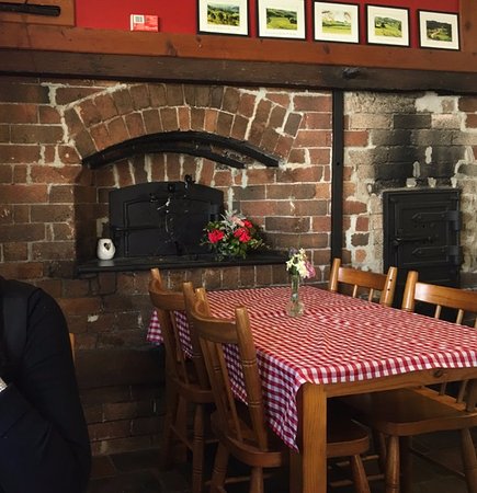 The Udder Cow Cafe - Restaurant Gold Coast 0