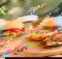 Domino's - Restaurant Gold Coast