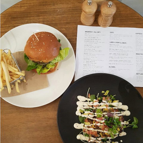 OneThirtyTwo - Restaurant Gold Coast 0