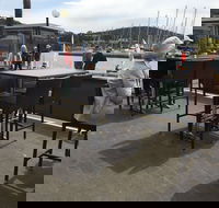 The Waterfront Hotel - Restaurant Gold Coast